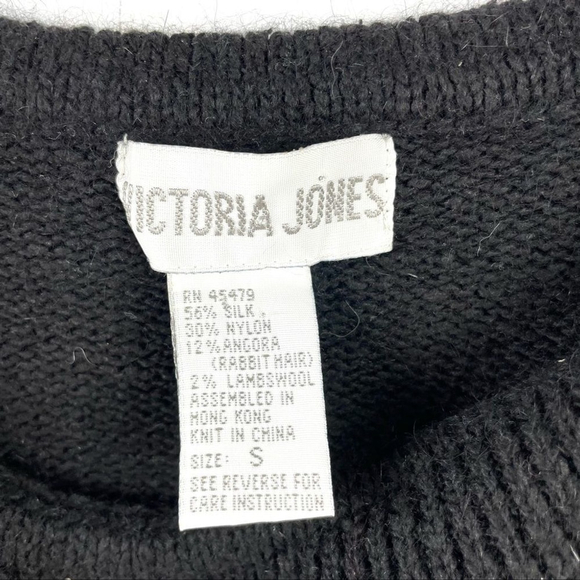 VINTAGE Victoria Jones Silk Angora Wool Blend Pearl Embellished Sweater Size S - Picture 5 of 6